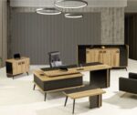 Ergonomik tasarımlı şık yönetici masası.